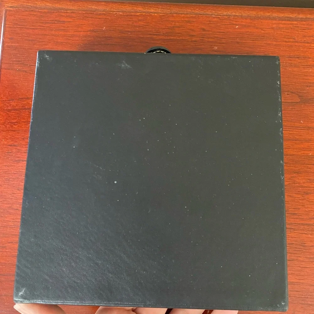 Compact leather lined jewelry box